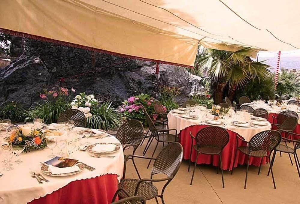Castello Di Pavone Hotel Pavone Canavese Exterior foto